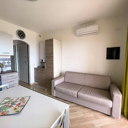 Апартаменты Affittimoderni Isola Rossa Elite Pati18 Cascabraga